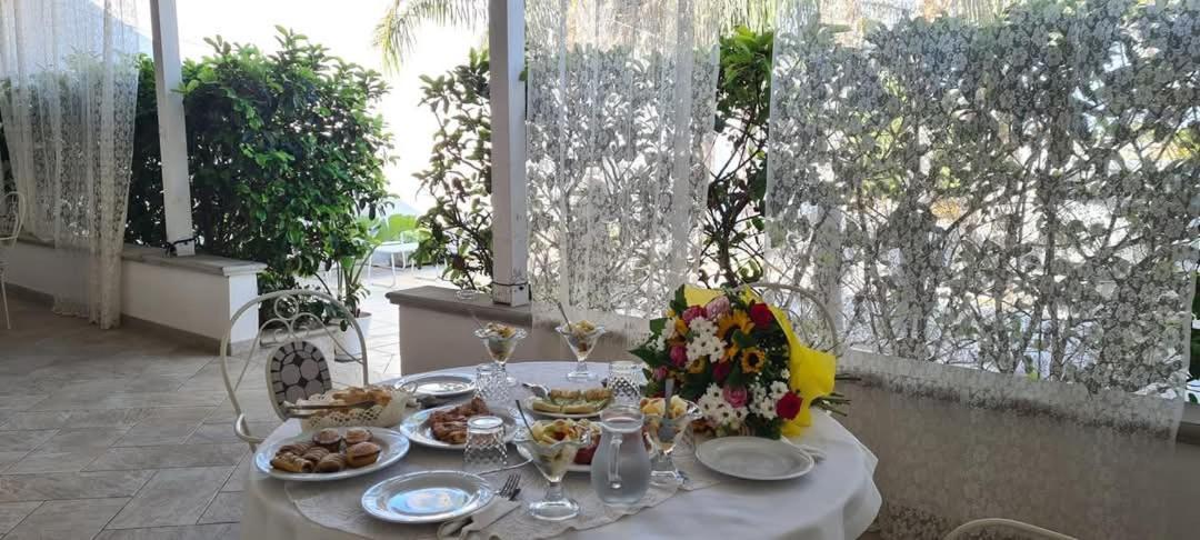 Casa Poesia Bed and Breakfast Torre San Giovanni Ugento Eksteriør billede
